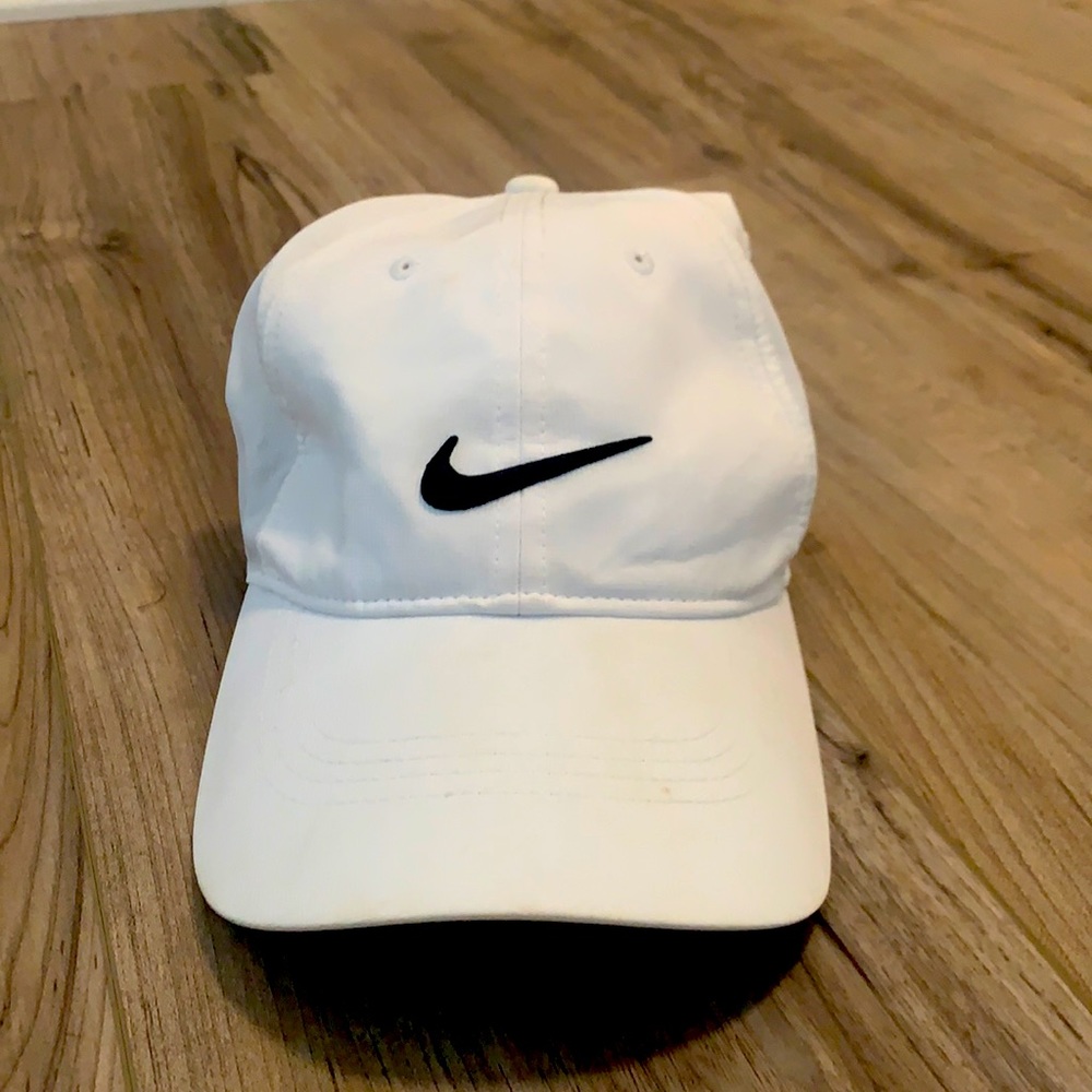 nike golf cap